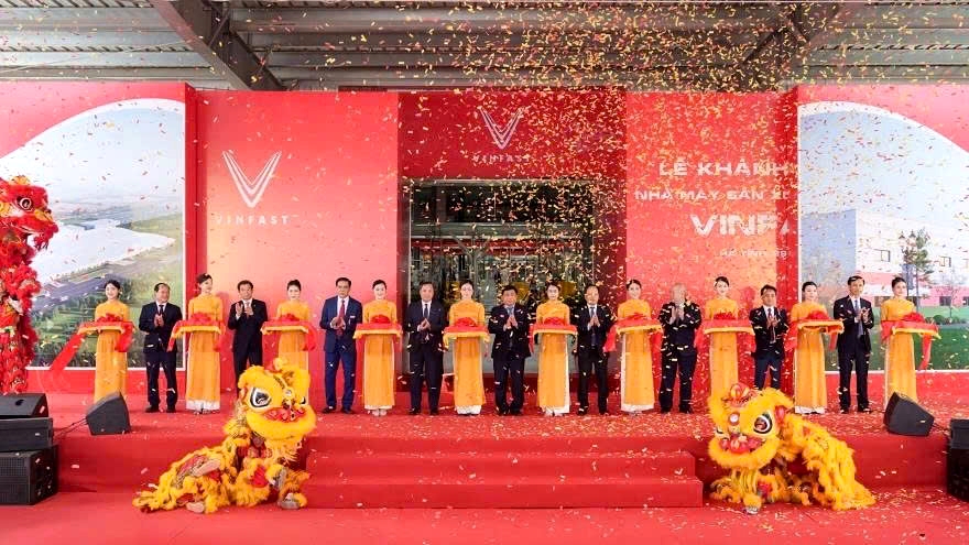 VinFast inaugurates electric vehicle factory in Ha Tinh province